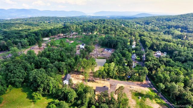 12 Tamarack Drive, Newburgh, NY 12550