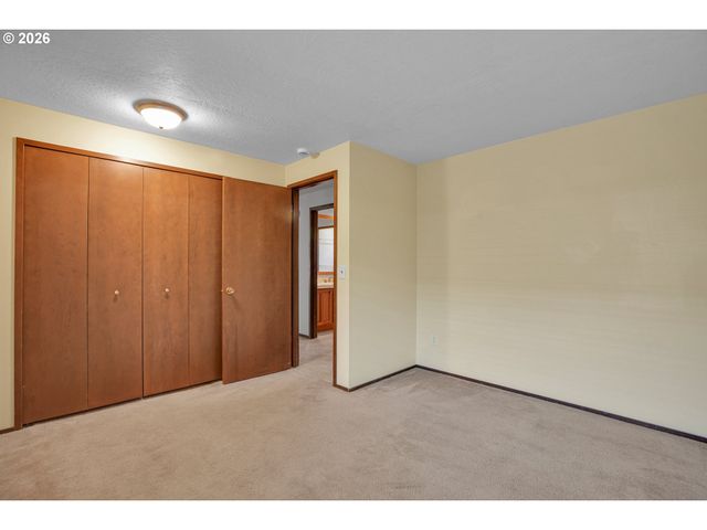 14980 Nw NORTHUMBRIA Ln, Beaverton, OR 97006