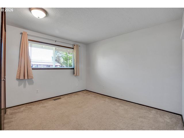 14980 Nw NORTHUMBRIA Ln, Beaverton, OR 97006