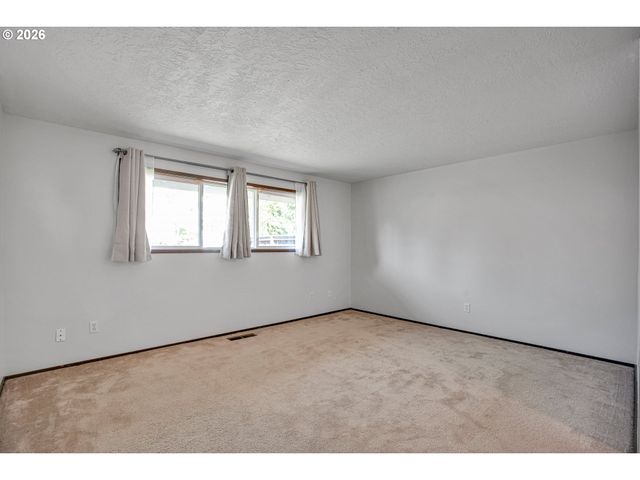 14980 Nw NORTHUMBRIA Ln, Beaverton, OR 97006