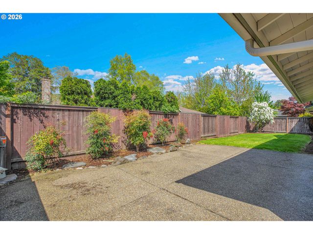 14980 Nw NORTHUMBRIA Ln, Beaverton, OR 97006