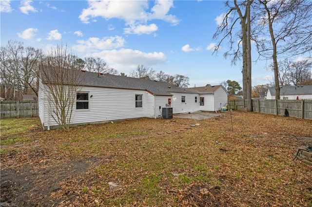 1205 Bramblewood CT, Chesapeake, VA 23323