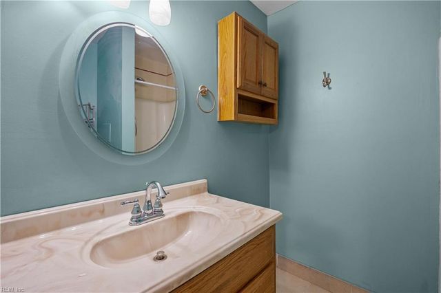 1205 Bramblewood CT, Chesapeake, VA 23323