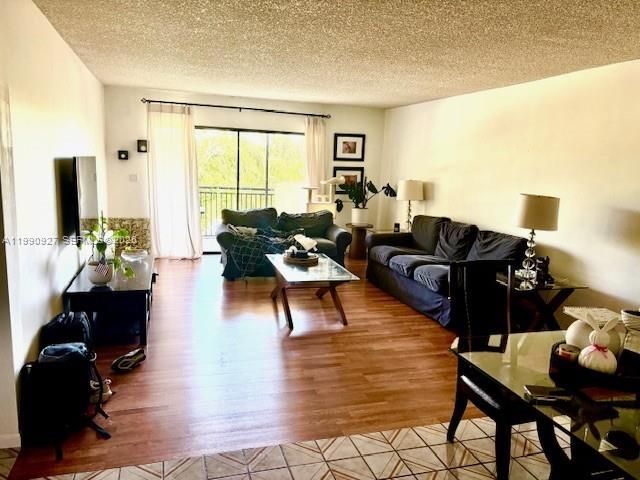 16141 Blatt Blvd 309, Weston, FL 33326