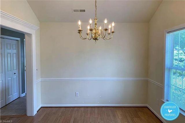 7509 Riverside Court, Clemmons, NC 27012