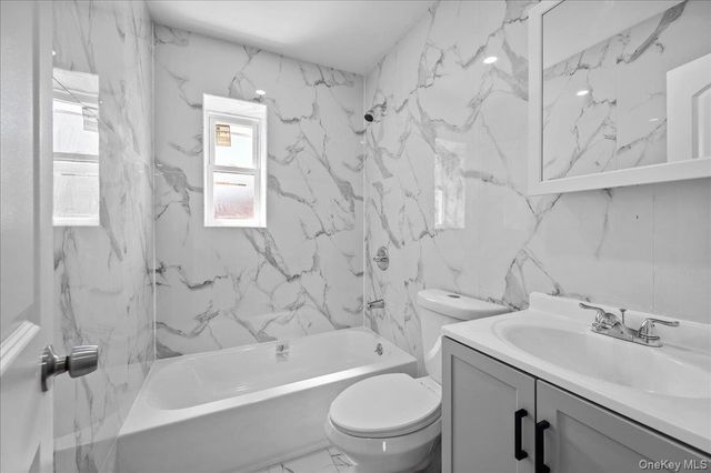 1302 E 223rd Street, Bronx, NY 10466