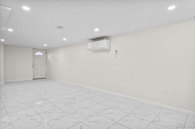 1302 E 223rd Street, Bronx, NY 10466