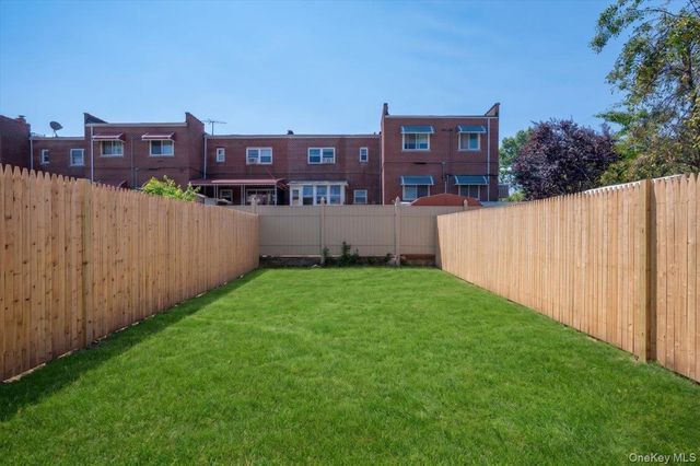 1302 E 223rd Street, Bronx, NY 10466