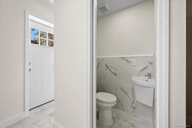 1302 E 223rd Street, Bronx, NY 10466