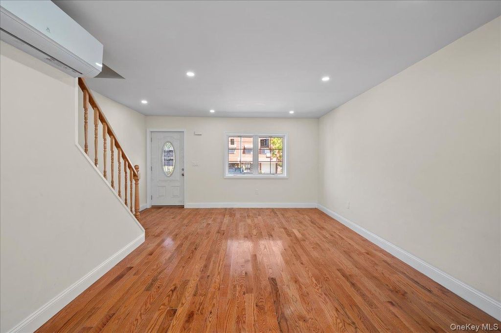 1302 E 223rd Street, Bronx, NY 10466 — photo 2