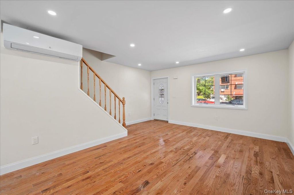 1302 E 223rd Street, Bronx, NY 10466 — photo 3