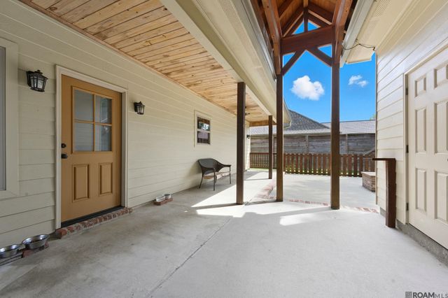 10440 Matherne Place, Denham Springs, LA 70726
