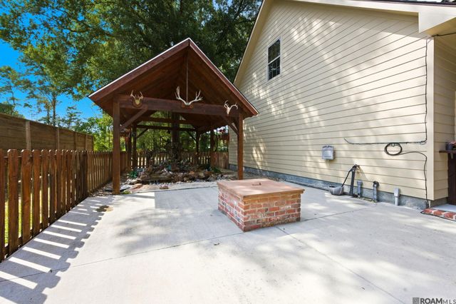 10440 Matherne Place, Denham Springs, LA 70726