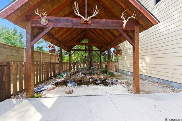 10440 Matherne Place, Denham Springs, LA 70726