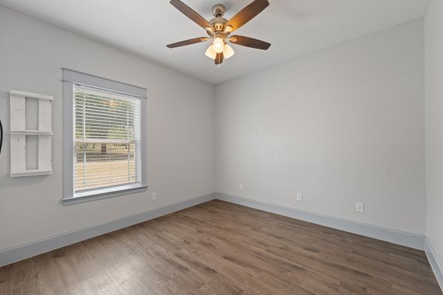 8868 County Road 1205, Grandview, TX 76050