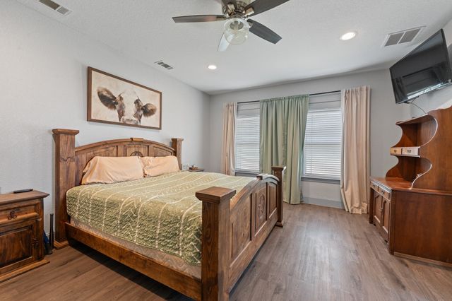 8868 County Road 1205, Grandview, TX 76050