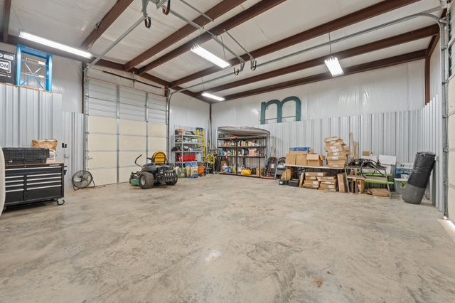 8868 County Road 1205, Grandview, TX 76050