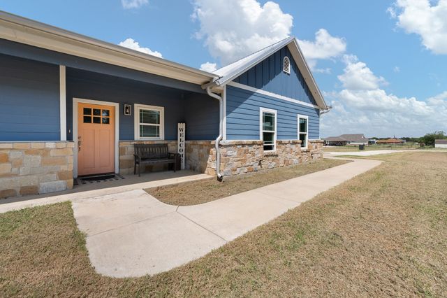 8868 County Road 1205, Grandview, TX 76050