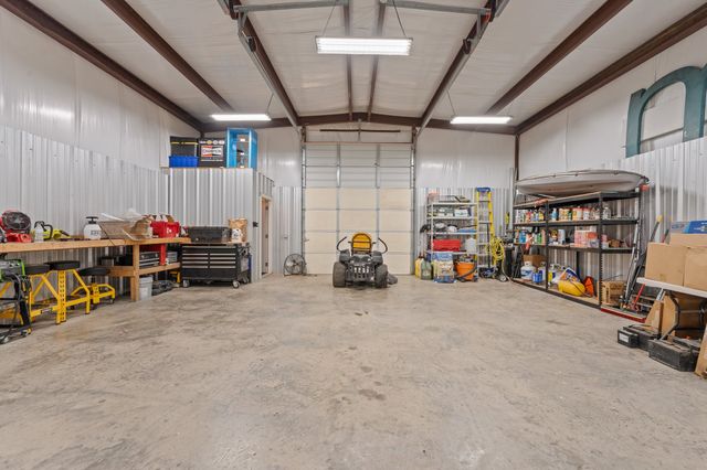 8868 County Road 1205, Grandview, TX 76050