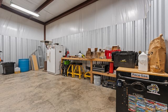 8868 County Road 1205, Grandview, TX 76050