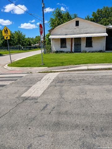 1155 MORALES ST, San Antonio, TX 78207