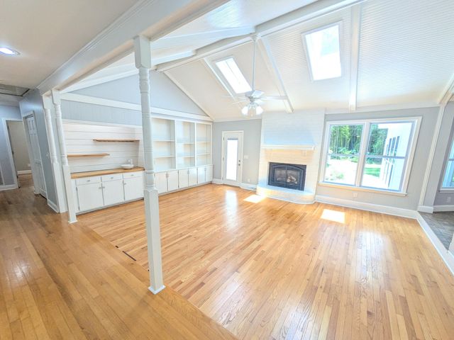 304 Woodland Drive, Summerville, SC 29485