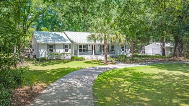 304 Woodland Drive, Summerville, SC 29485