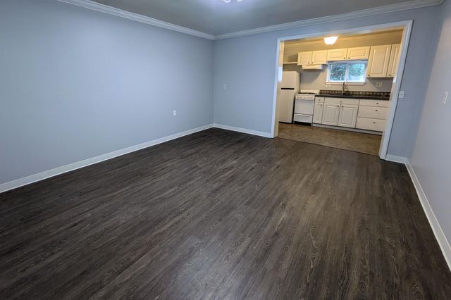 304 Woodland Drive, Summerville, SC 29485