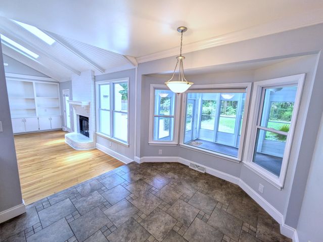 304 Woodland Drive, Summerville, SC 29485