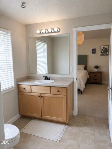 61367 Woodbury Lane, Bend, OR 97702