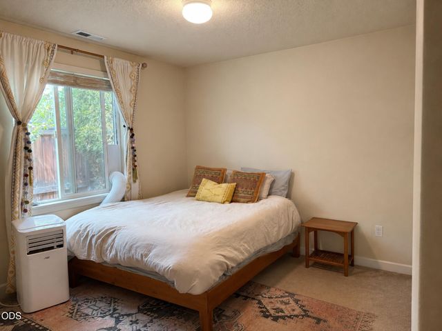 61367 Woodbury Lane, Bend, OR 97702