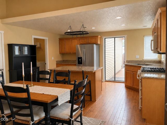 61367 Woodbury Lane, Bend, OR 97702