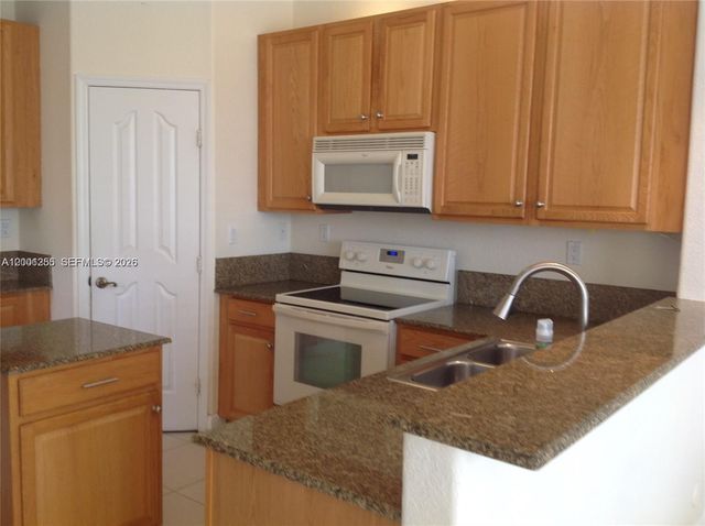 8041 NW 114th Pl 8041, Doral, FL 33178