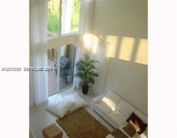 8041 NW 114th Pl 8041, Doral, FL 33178