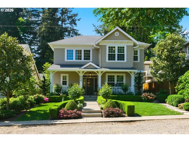 558 6TH St, Lake Oswego, OR 97034