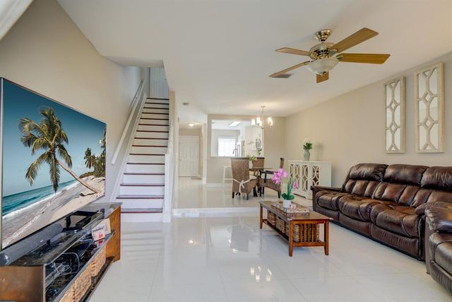 2900 Dorchester Lane 2900, Cooper City, FL 33026