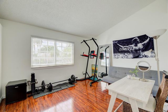 2900 Dorchester Lane 2900, Cooper City, FL 33026