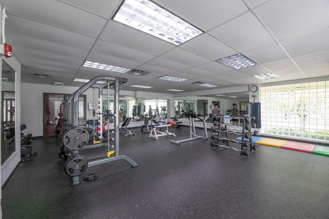 2900 Dorchester Lane 2900, Cooper City, FL 33026