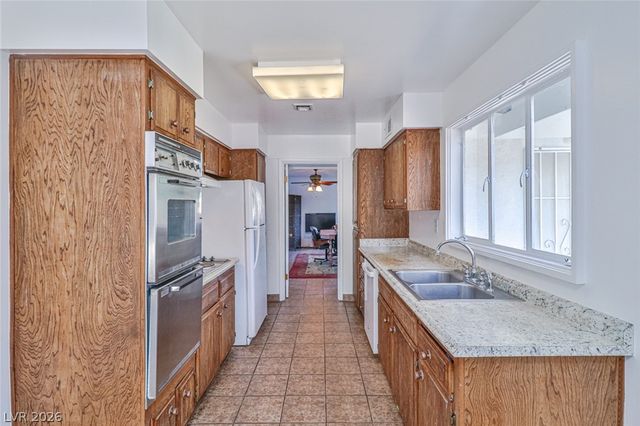 1517 Bryn Mawr Avenue, Las Vegas, NV 89102