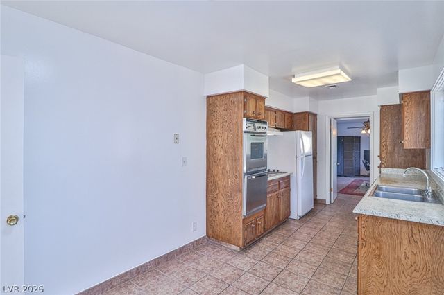 1517 Bryn Mawr Avenue, Las Vegas, NV 89102