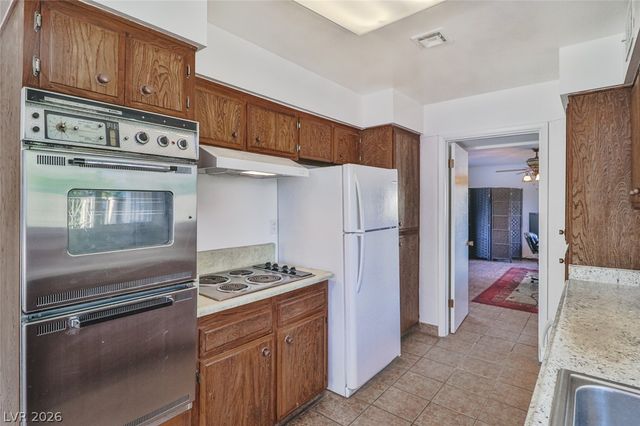 1517 Bryn Mawr Avenue, Las Vegas, NV 89102