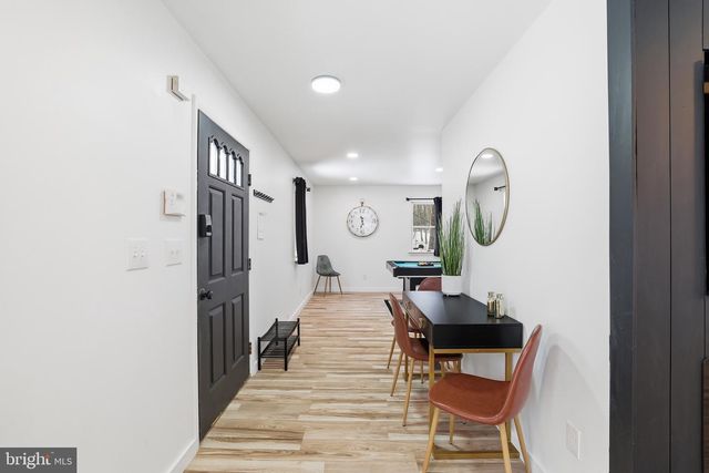 2309 DEER TRACK LN, East Stroudsburg, PA 18302