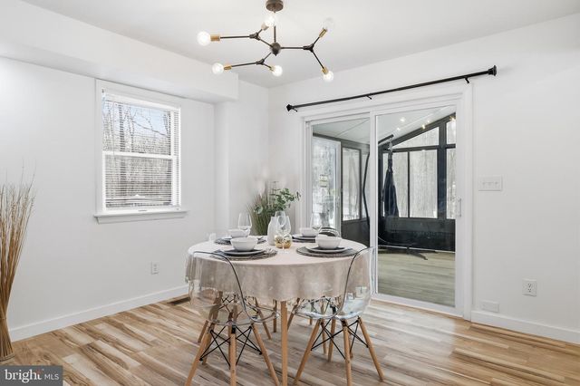 2309 DEER TRACK LN, East Stroudsburg, PA 18302