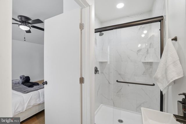 2309 DEER TRACK LN, East Stroudsburg, PA 18302