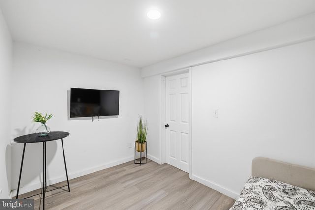 2309 DEER TRACK LN, East Stroudsburg, PA 18302