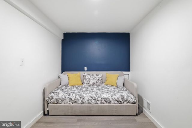 2309 DEER TRACK LN, East Stroudsburg, PA 18302