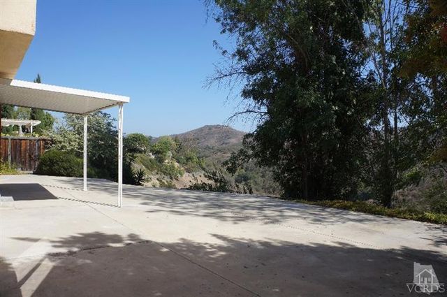 2623 Velarde Drive, Thousand Oaks, CA 91360