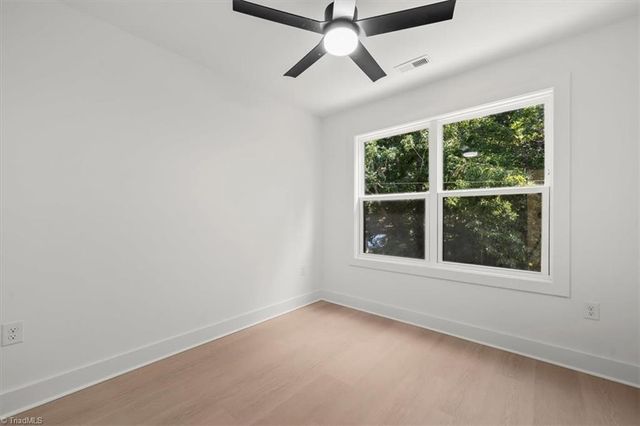 806 W Dameron Avenue, Liberty, NC 27298