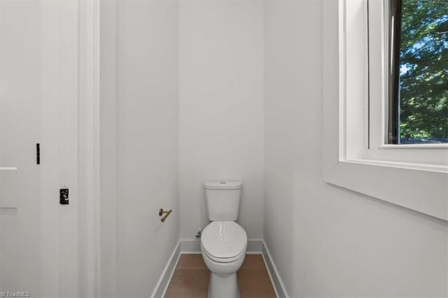 806 W Dameron Avenue, Liberty, NC 27298