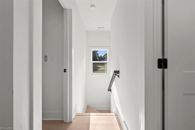 806 W Dameron Avenue, Liberty, NC 27298